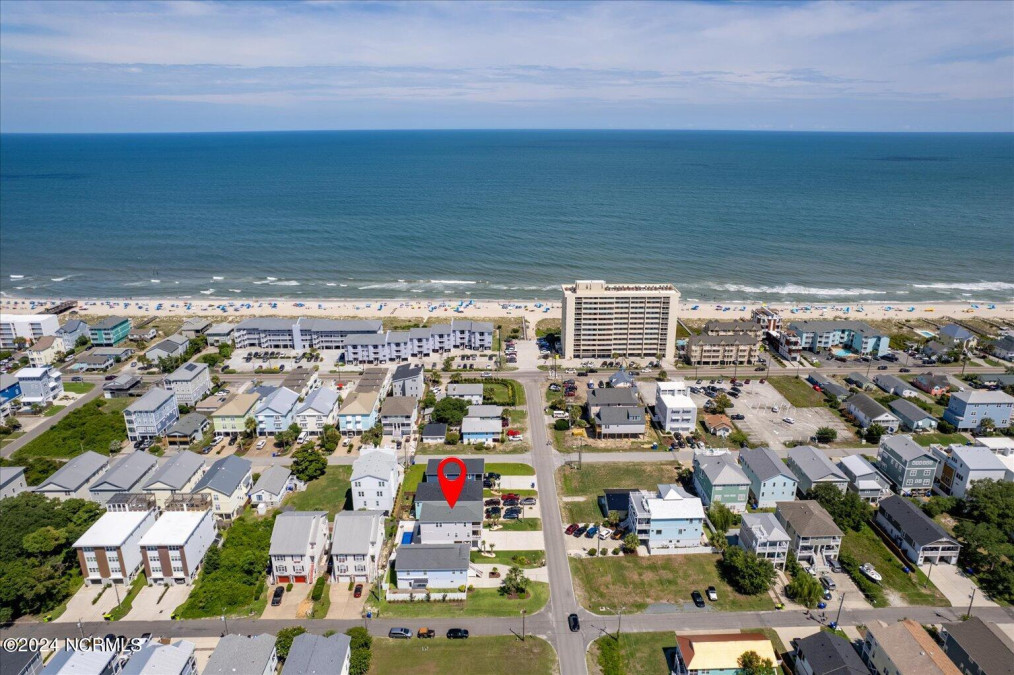 204 Ocean Blvd Carolina Beach, NC 28428