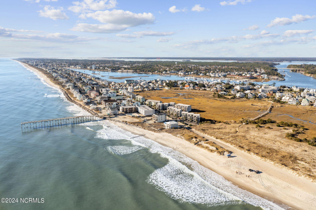 503 Canal Dr Carolina Beach, NC 28428