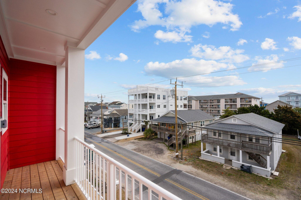 503 Canal Dr Carolina Beach, NC 28428