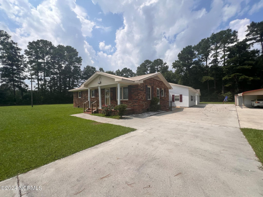 454 Buckhorn Rd Willard, NC 28478