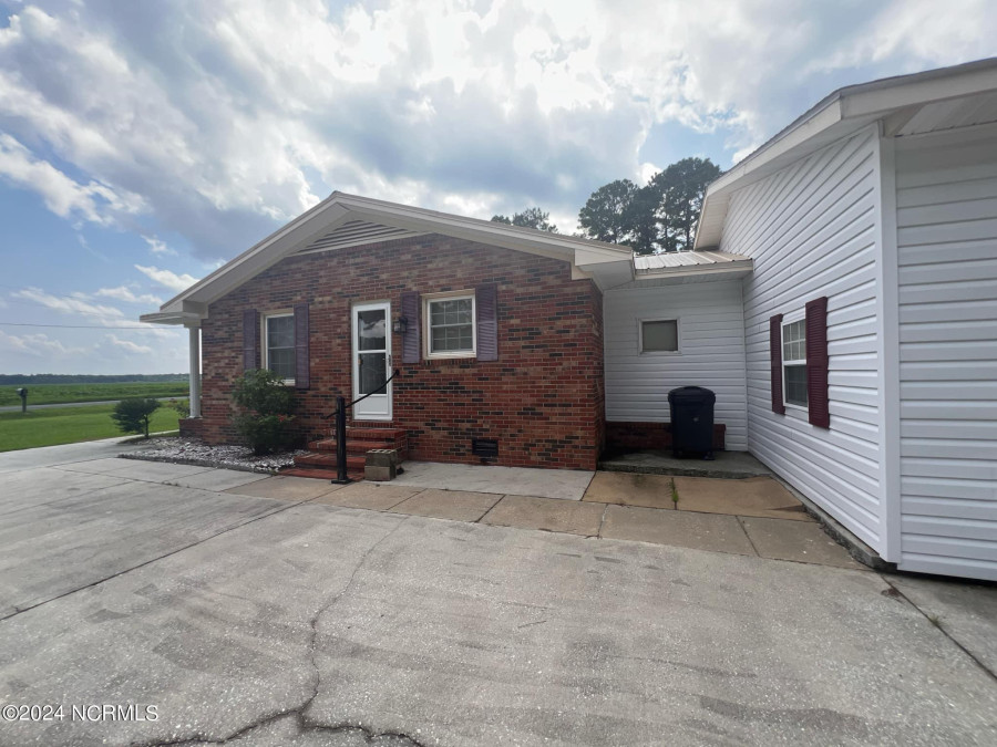 454 Buckhorn Rd Willard, NC 28478