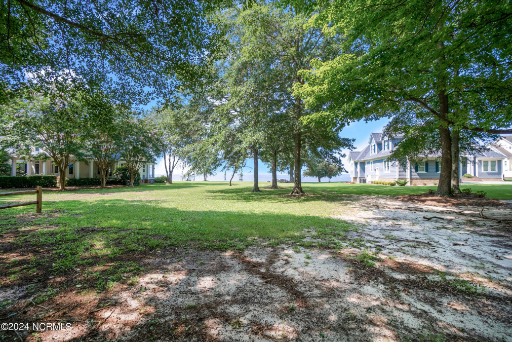 104 Lake Wood Dr Edenton, NC 27932