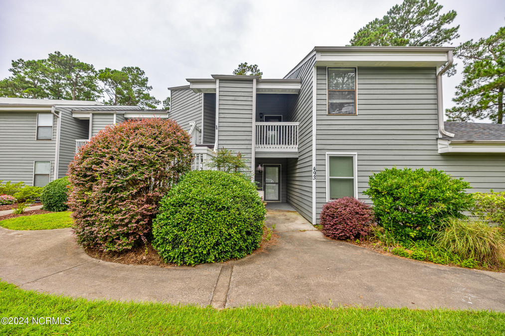 702 Azalea Dr Hampstead, NC 28443