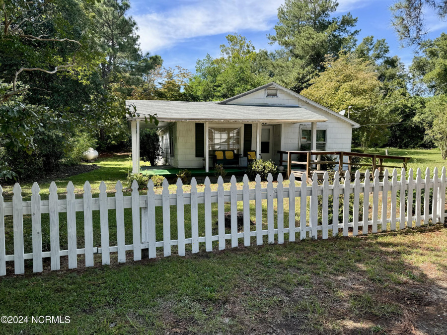 200 Daniels St Hamlet, NC 28345