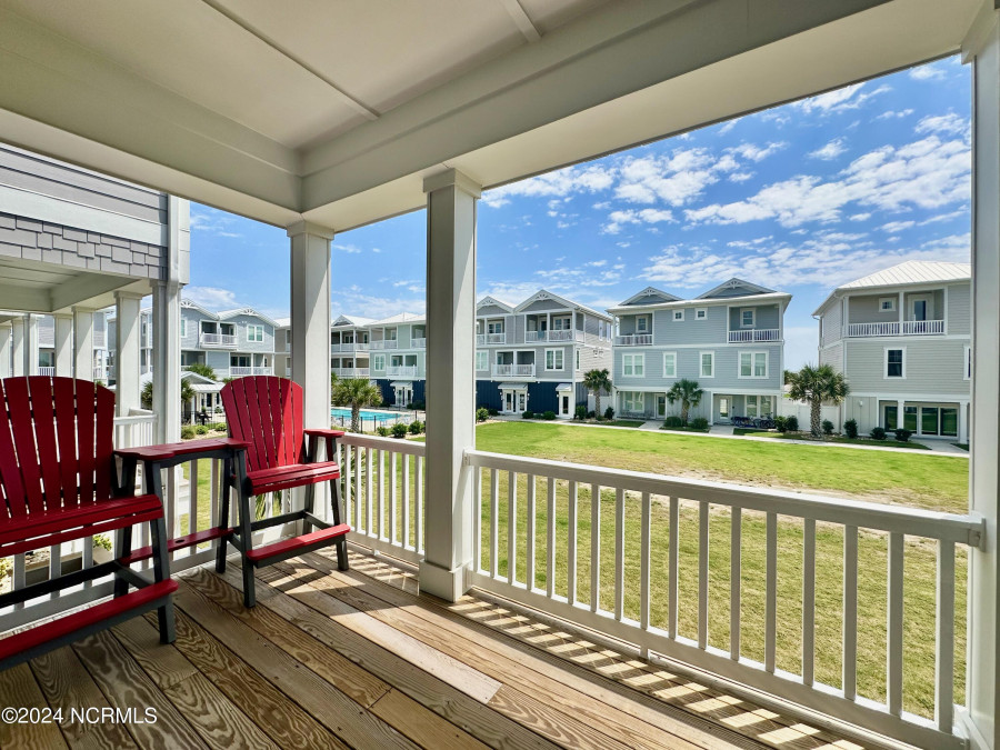 9011 Village West Dr Emerald Isle, NC 28594