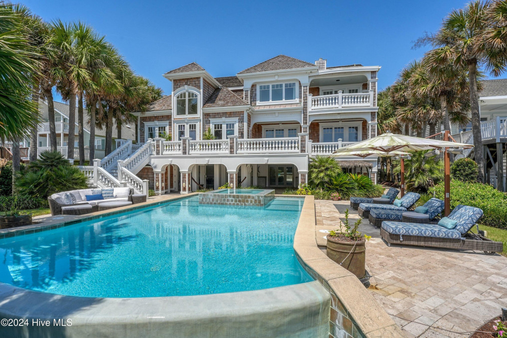 241 First St Ocean Isle Beach, NC 28469