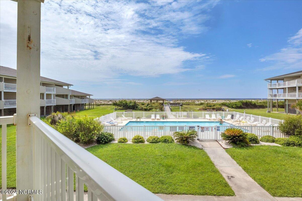 122 58th St Oak Island, NC 28465