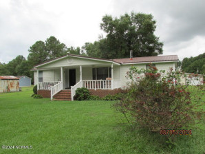 300 Wire Grass Rd Lumberton, NC 28358