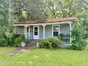 409 Middle St Tarboro, NC 27886