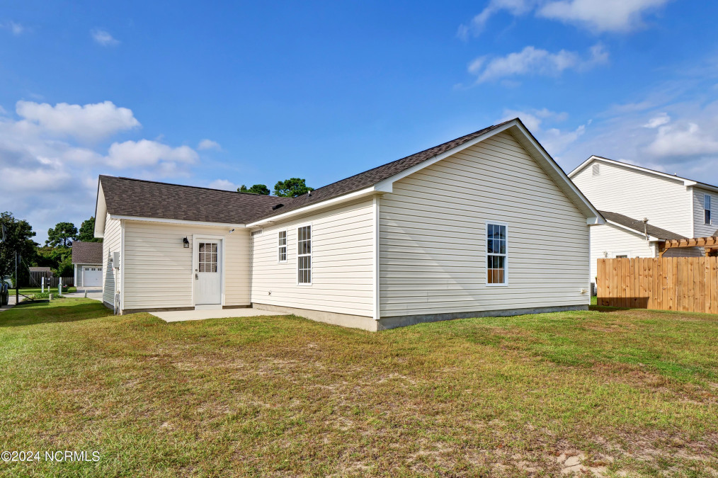 616 Brewster Ln Wilmington, NC 28412