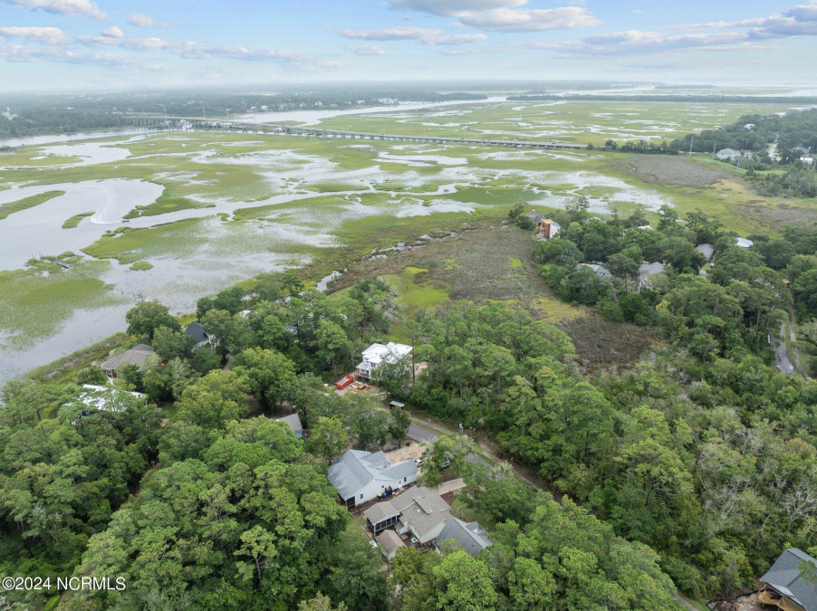 445 Womble St Oak Island, NC 28465