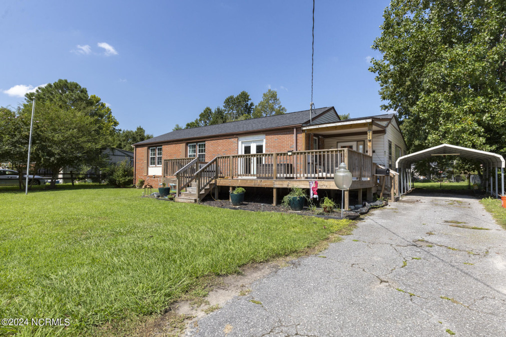 601 Seminole Trl Jacksonville, NC 28540