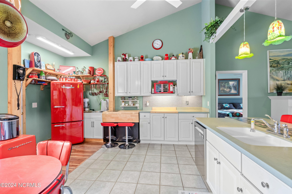 7596 Dunbar Dr Sunset Beach, NC 28468