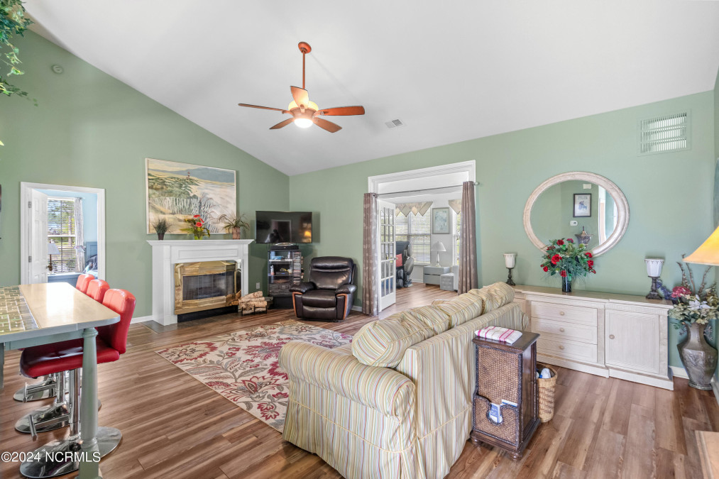 7596 Dunbar Dr Sunset Beach, NC 28468