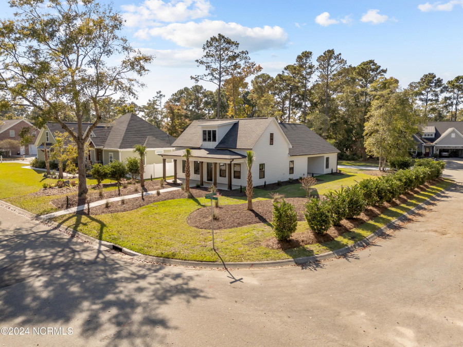 1743 Boxwood Ct Ocean Isle Beach, NC 28469