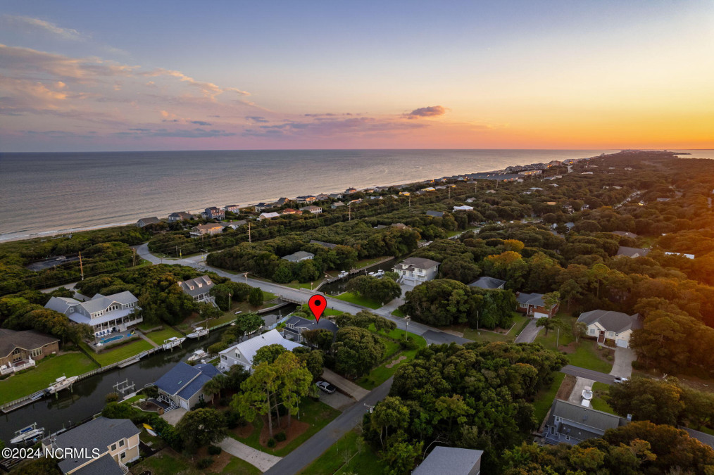 104 Mimosa Blvd Pine Knoll Shores, NC 28512