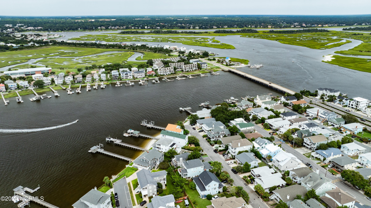 19 Oxford St Wrightsville Beach, NC 28480