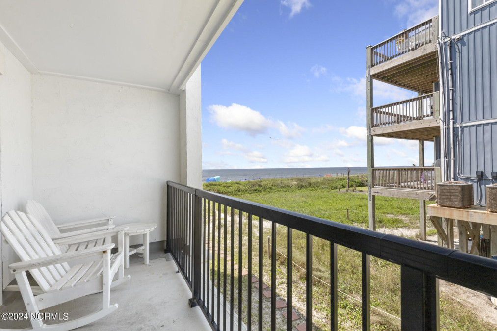 790 New River Inlet Rd North Topsail Beach, NC 28460