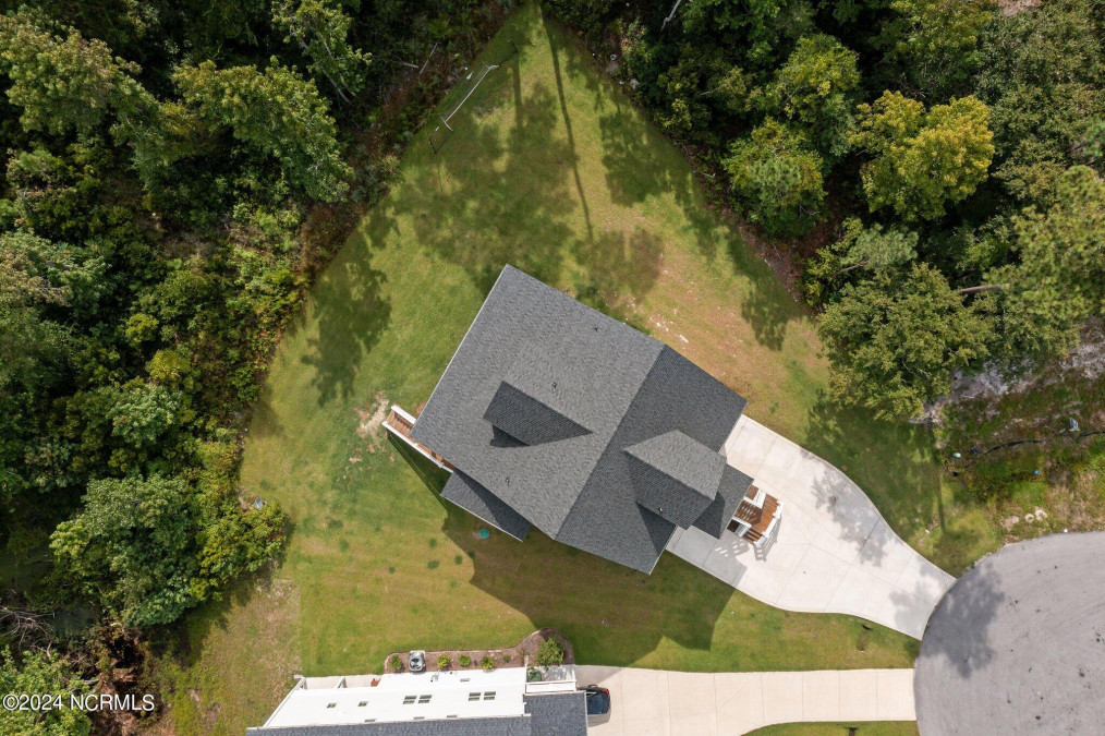 303 Landon Ln Sneads Ferry, NC 28460