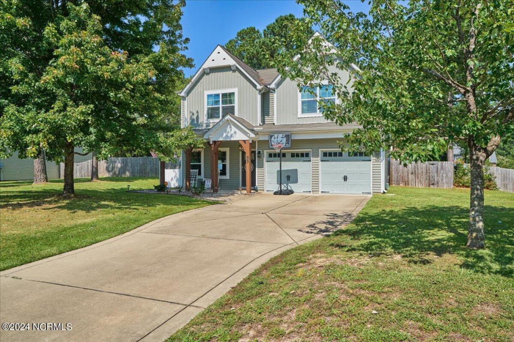 55 Stonehurst Dr Spring Lake, NC 28390