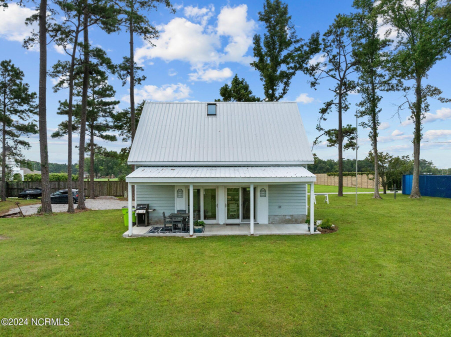 2359 Temples Point Rd Havelock, NC 28532