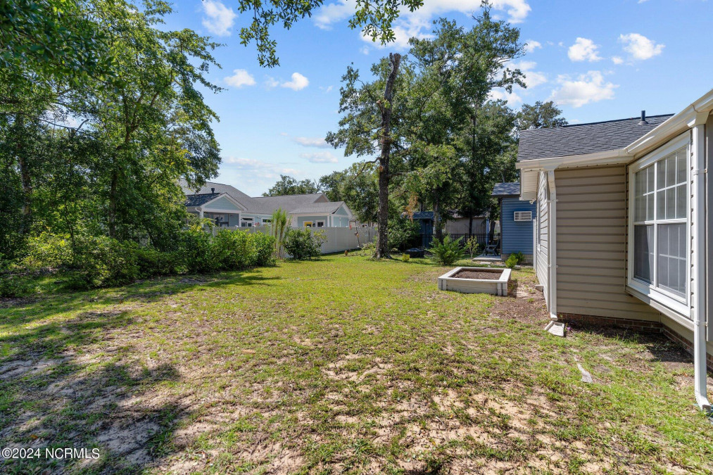 112 19th St Oak Island, NC 28465