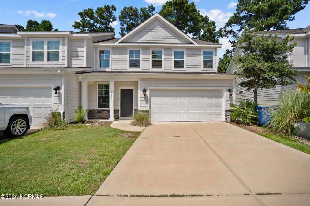 4420 Finch Ln Wilmington, NC 28409