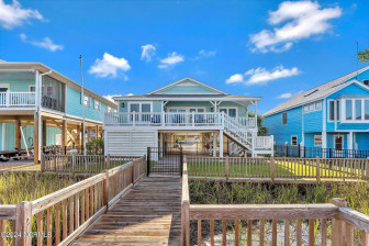 137 Tarpon Dr Holden Beach, NC 28462