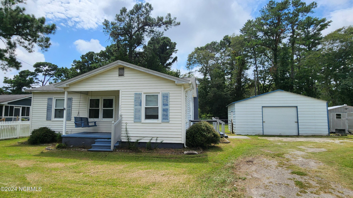 1327 Highway 101  Beaufort, NC 28516