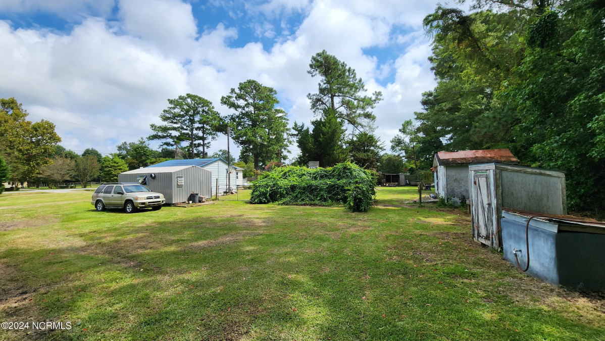 1327 Highway 101  Beaufort, NC 28516