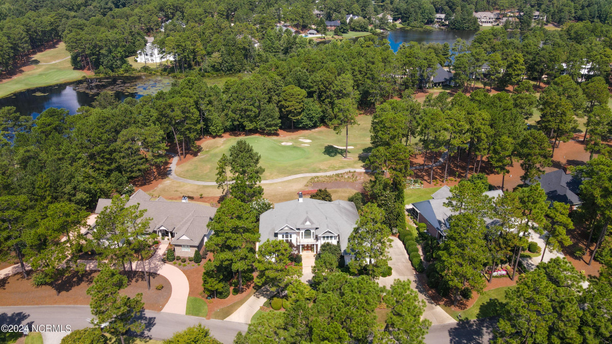 119 Saint Mellions Dr Pinehurst, NC 28374