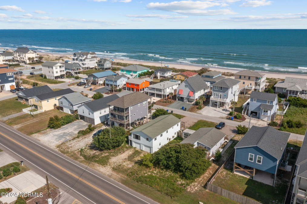 1507 Easy St Surf City, NC 28445