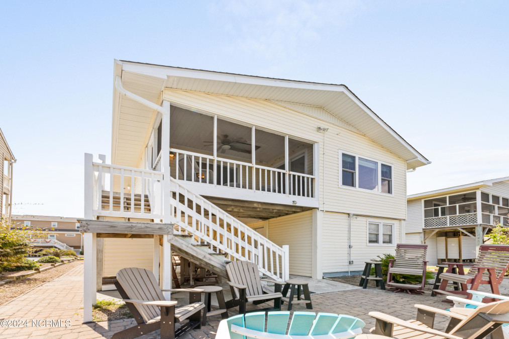 427 Sailfish St Sunset Beach, NC 28468