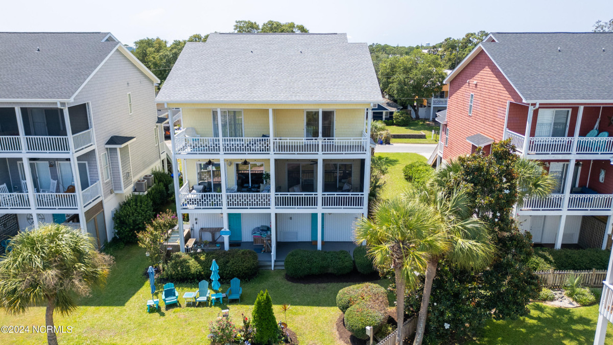 316 Columbia Ave Carolina Beach, NC 28428