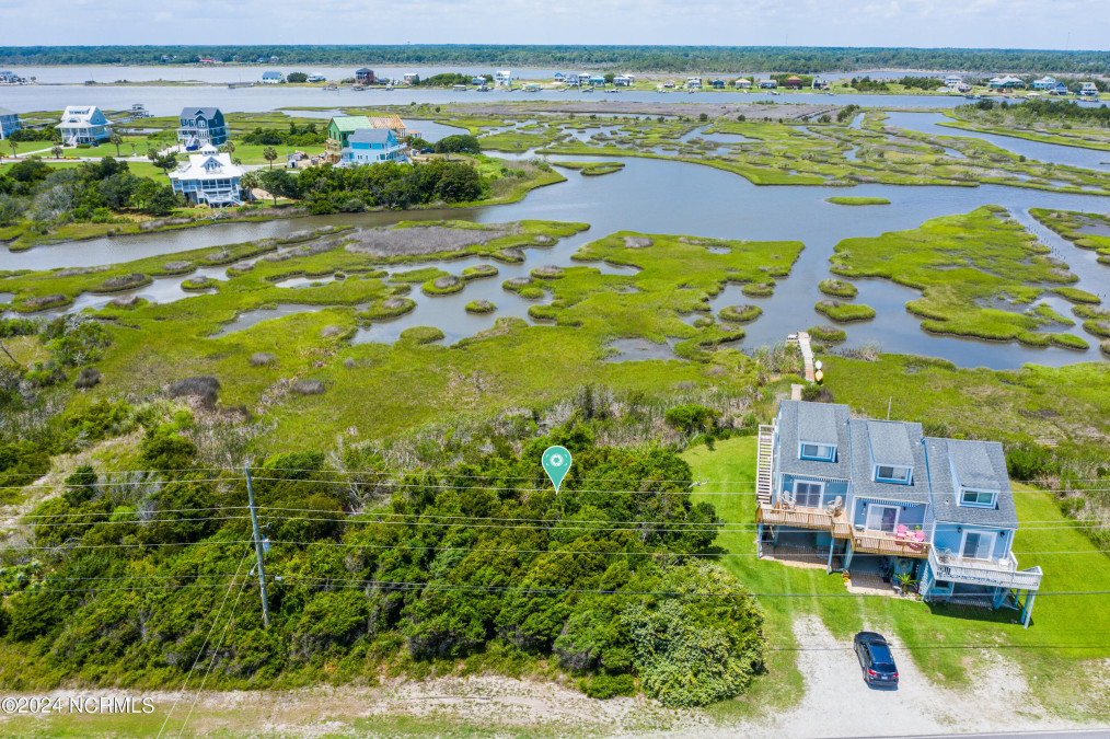 887 New River Inlet Rd North Topsail Beach, NC 28460