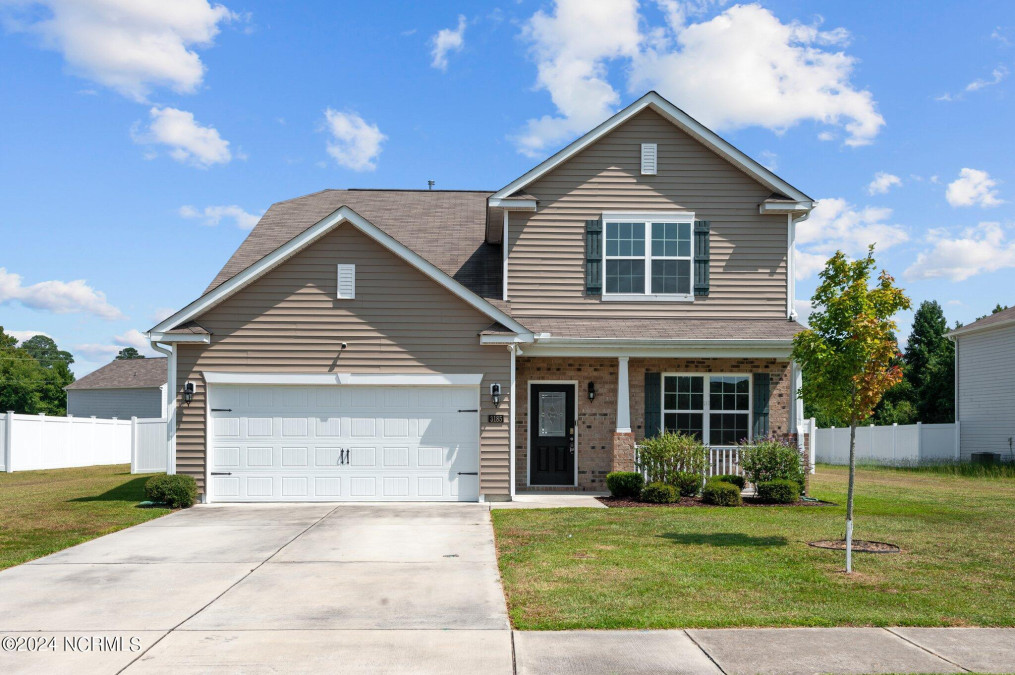 3185 Streamside Ln Winterville, NC 28590