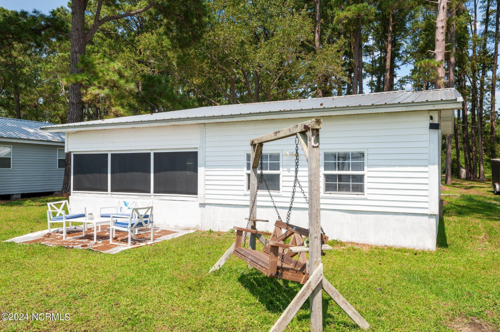 1179 Old Pamlico Beach Rd Belhaven, NC 27810