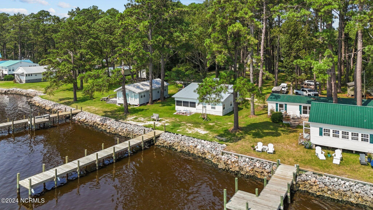 1179 Old Pamlico Beach Rd Belhaven, NC 27810