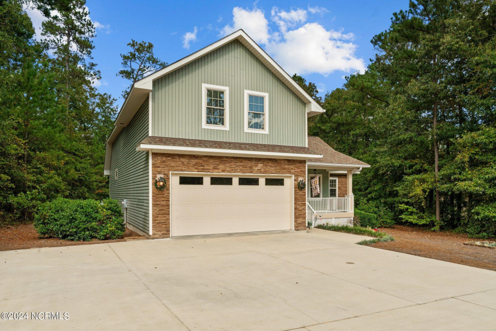 4 Cordelia Way Vass, NC 28394