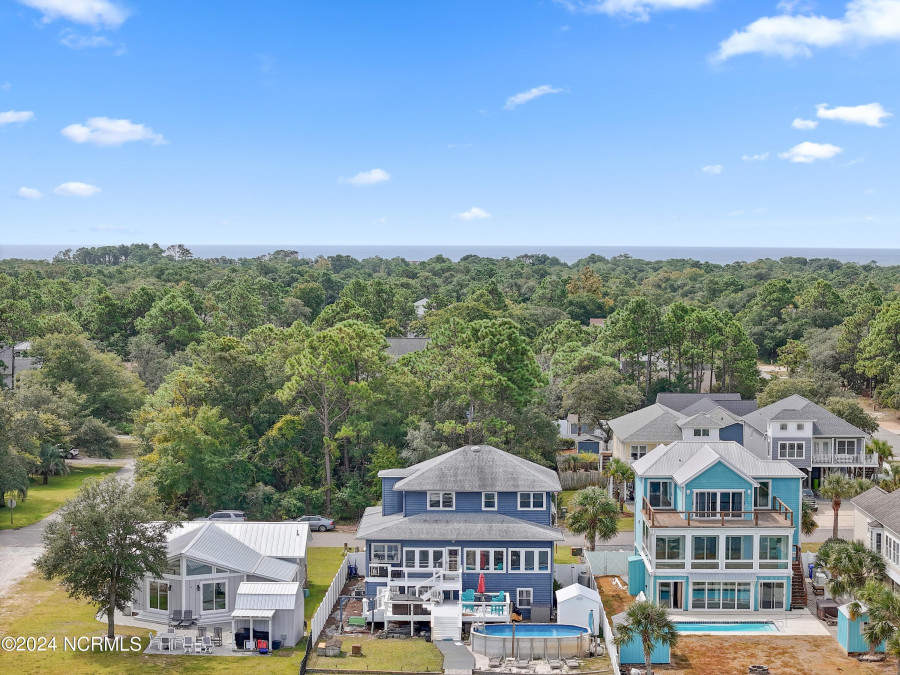 404 Yacht Dr Oak Island, NC 28465