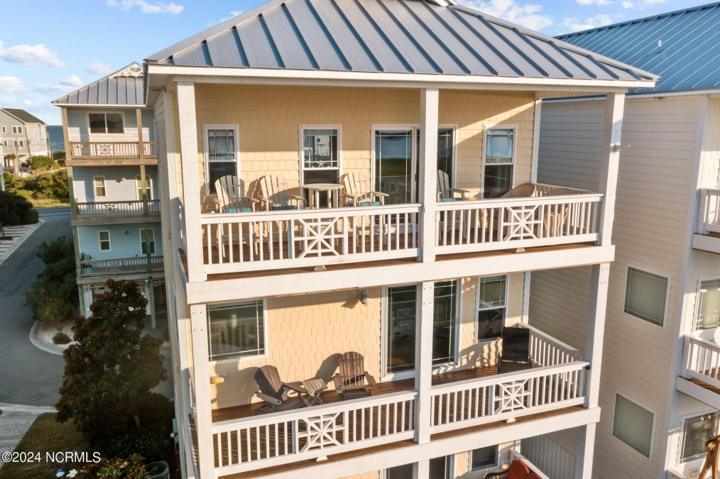 117 Coastal Cay Surf City, NC 28445