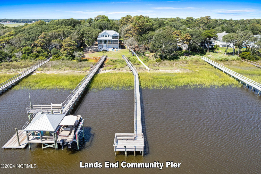 2137 Lands End Way Supply, NC 28462