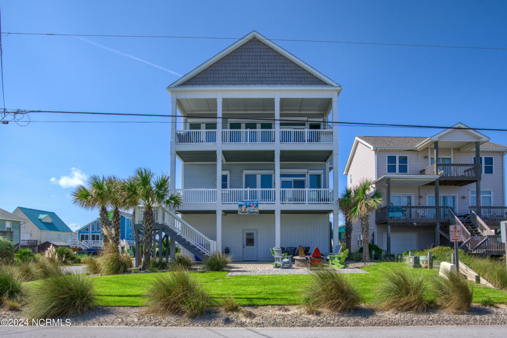 1201 Shore Dr Surf City, NC 28445