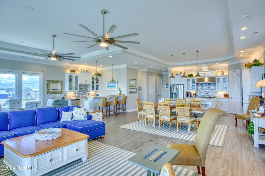 1201 Shore Dr Surf City, NC 28445