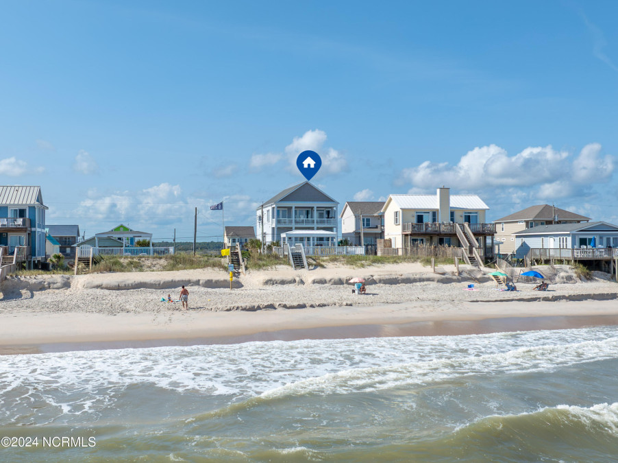 1201 Shore Dr Surf City, NC 28445