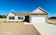 526 Orchard Creek Dr Richlands, NC 28574