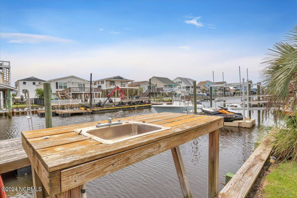 134 Greensboro St Holden Beach, NC 28462