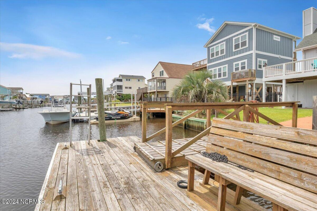 134 Greensboro St Holden Beach, NC 28462