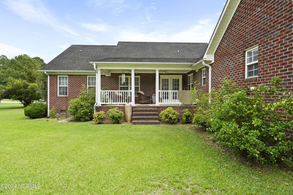 231 Country Squire Ln Jacksonville, NC 28540