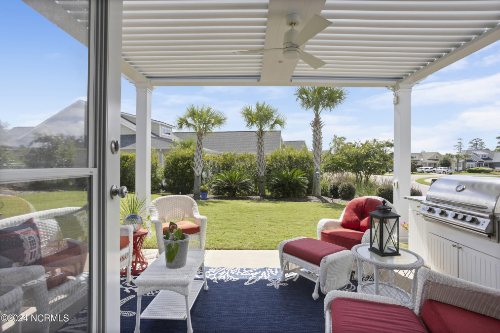 1428 Ellsworth Dr Ocean Isle Beach, NC 28469